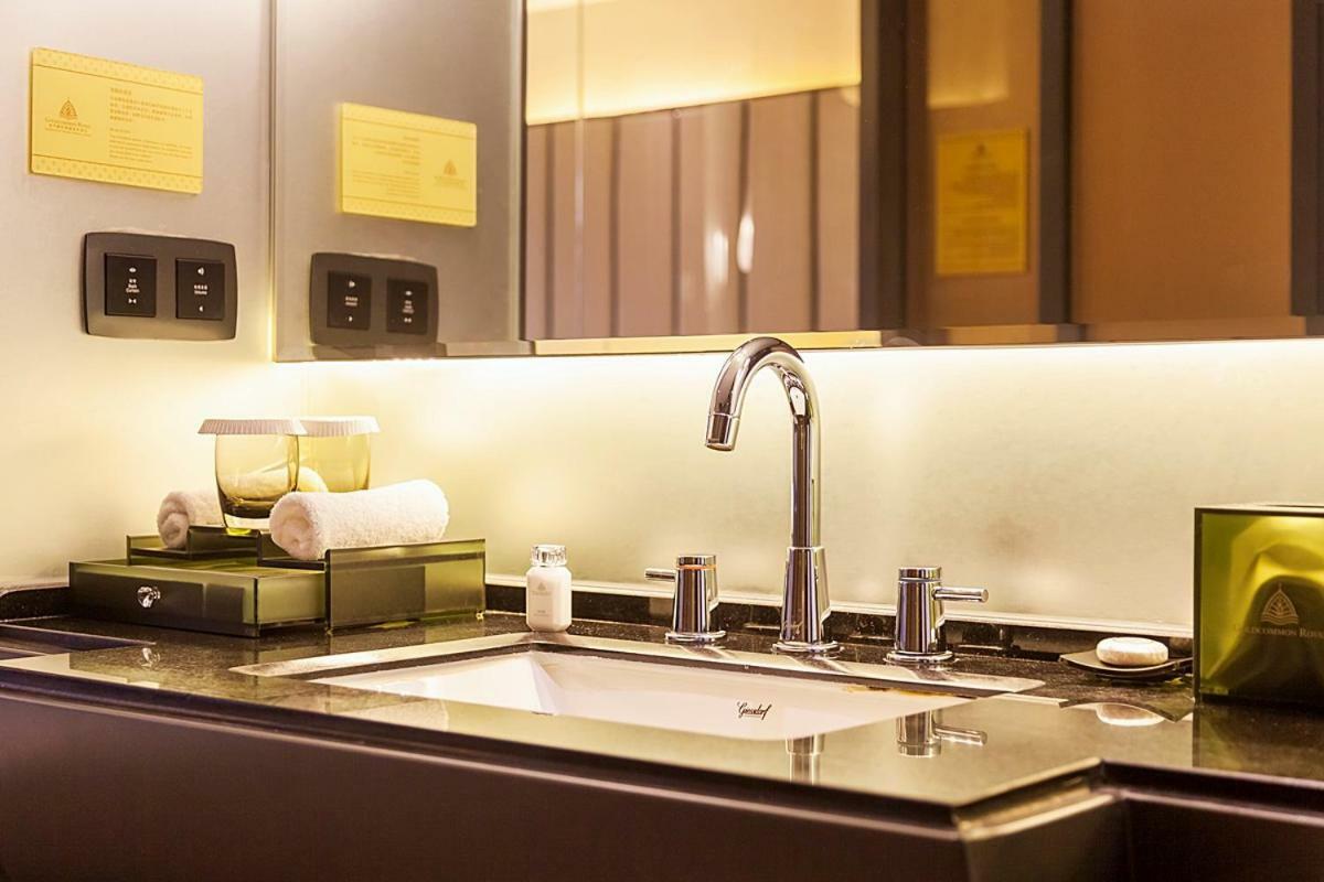 Royal Seaside Hotel And Hot Springs Xiamen Esterno foto