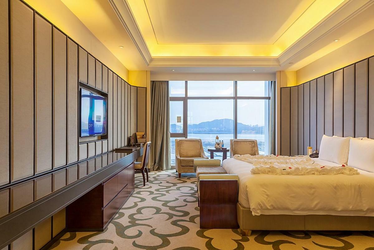 Royal Seaside Hotel And Hot Springs Xiamen Esterno foto
