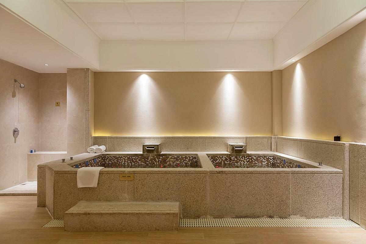 Royal Seaside Hotel And Hot Springs Xiamen Esterno foto